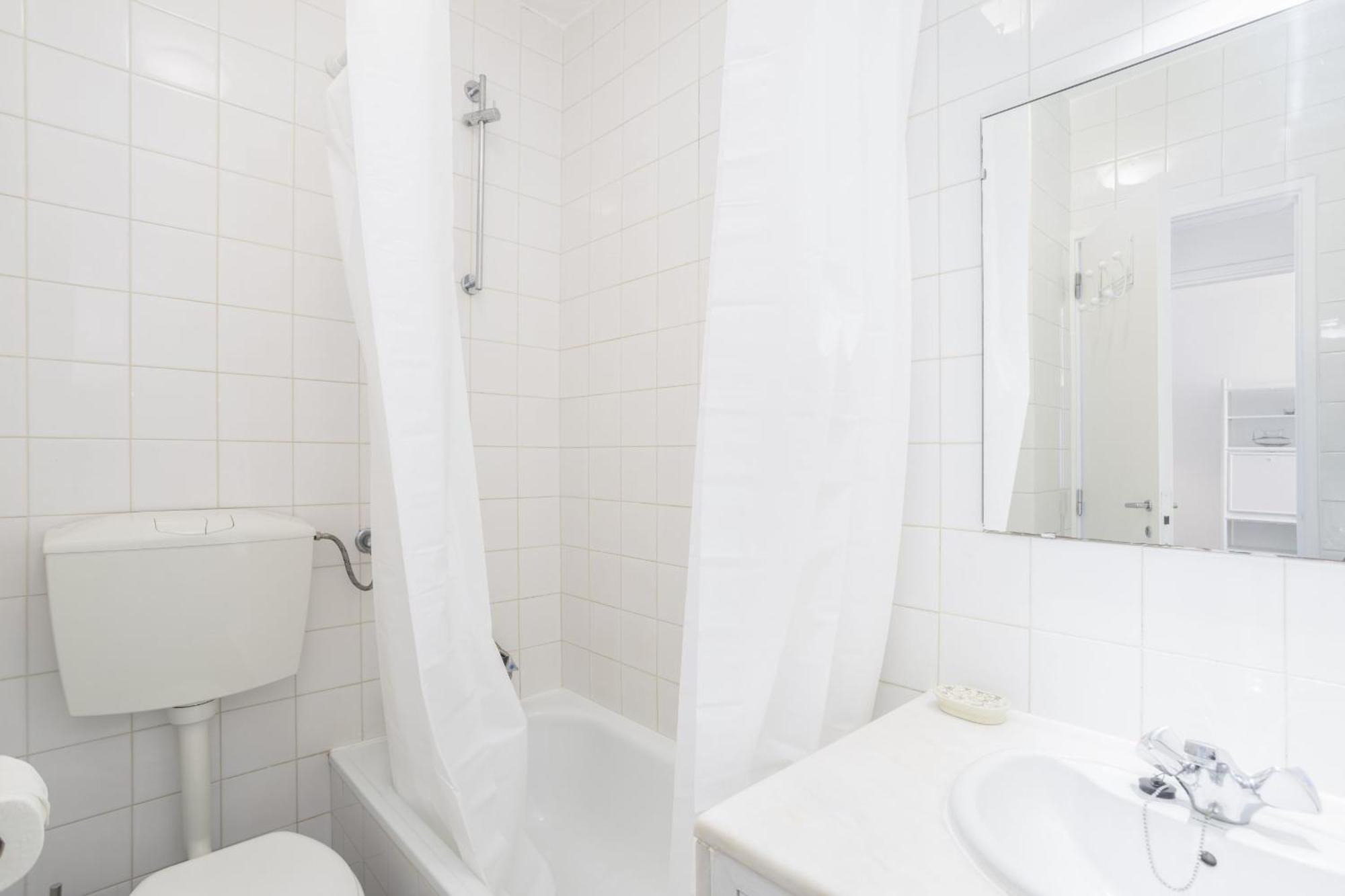 Hopstays Casa De Zanao 2 - Forte De S Joao Beach - אלבופיירה מראה חיצוני תמונה
